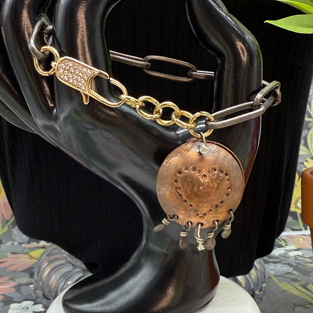 Adorned Crown Jewelry Assemblage Mixed Metal Copper Heart Pave Clasp Bracelet 24$